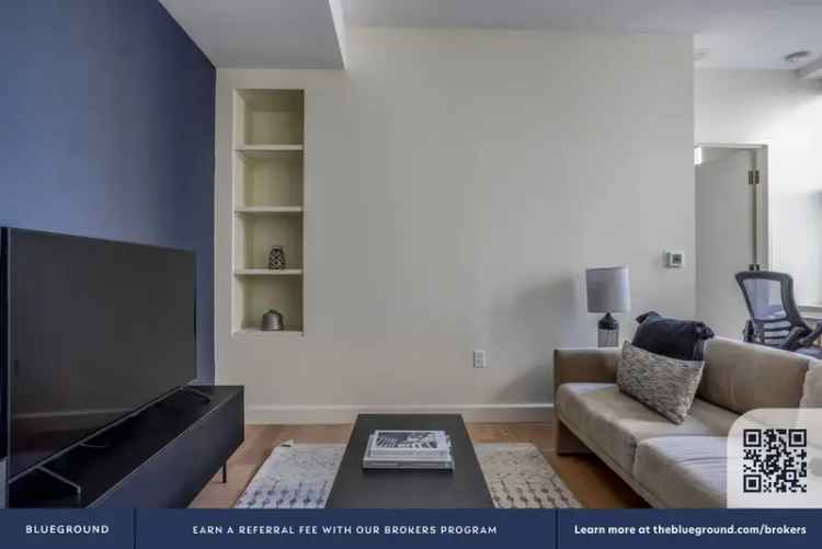 Back Bay 1-Bedroom Furnished Apartment Boston