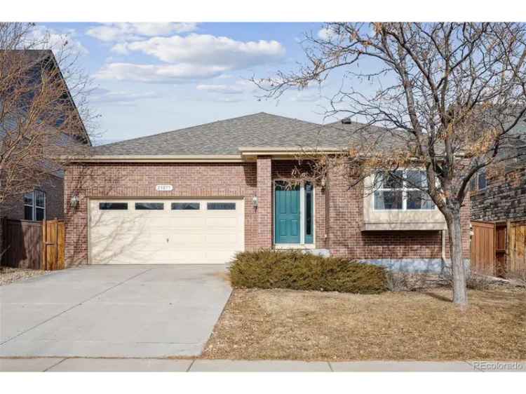 Single-family house For Sale in 25077, East Canal Place, Aurora, Colorado