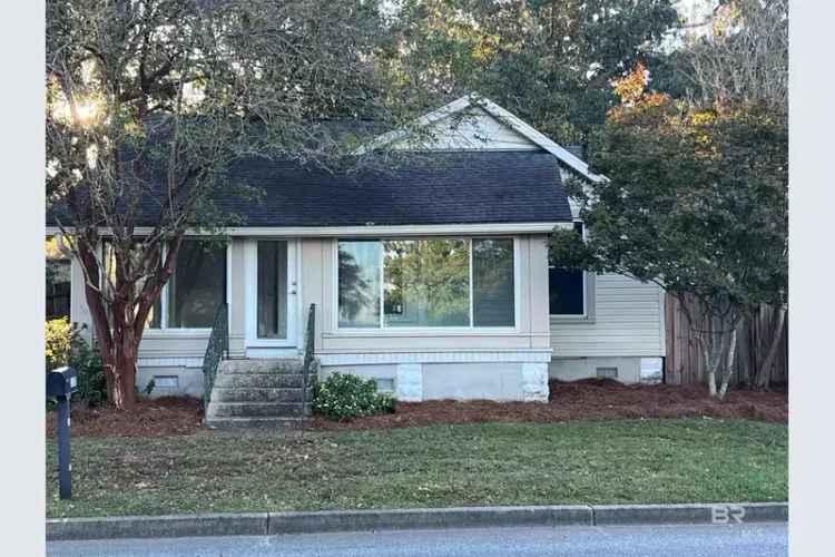 Single-family house For Sale in Fairhope, Alabama