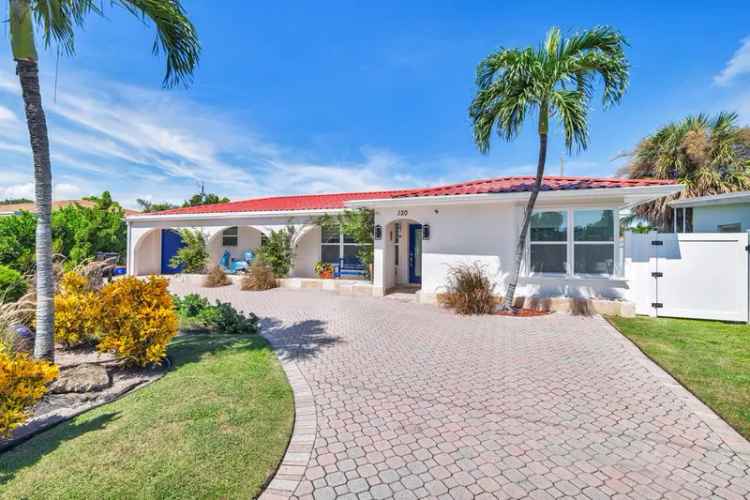 Single-family house For Sale in Lake Worth Beach, Florida