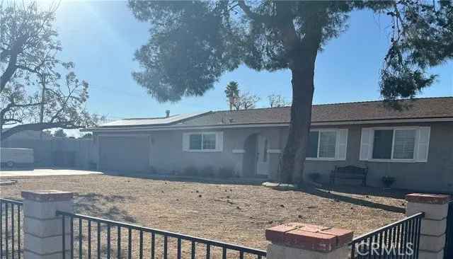 Single-family house For Sale in 10076, 7th Avenue, Hesperia, California