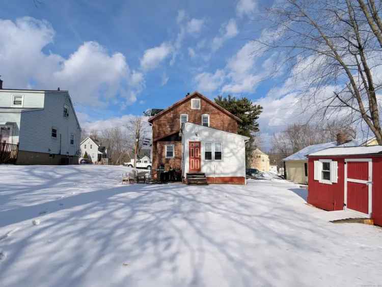 Single-family house For Sale in 53, Bina Avenue, Windsor, Connecticut