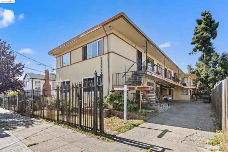 Multi-family house For Sale in 1541, 50th Avenue, Oakland, California