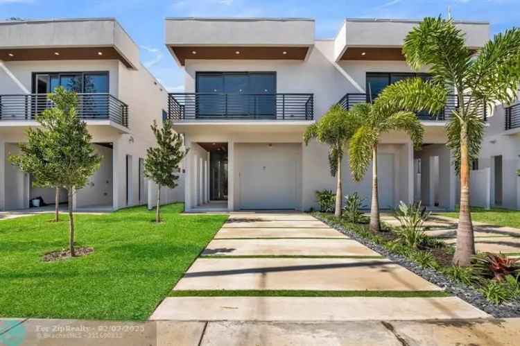 House For Sale in 916, Northeast 17th Avenue, Fort Lauderdale, Florida