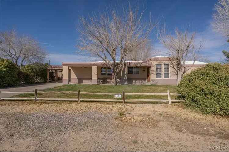 Single-family house For Sale in New Kingman-Butler, Arizona