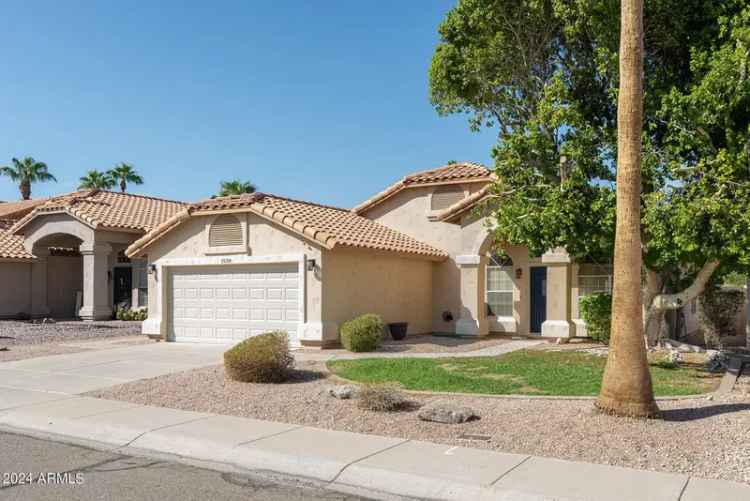 Single-family house For Sale in 1538, East Windsong Drive, Phoenix, Arizona