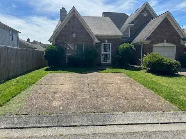 Home for Rent in Country Hills Subdivision