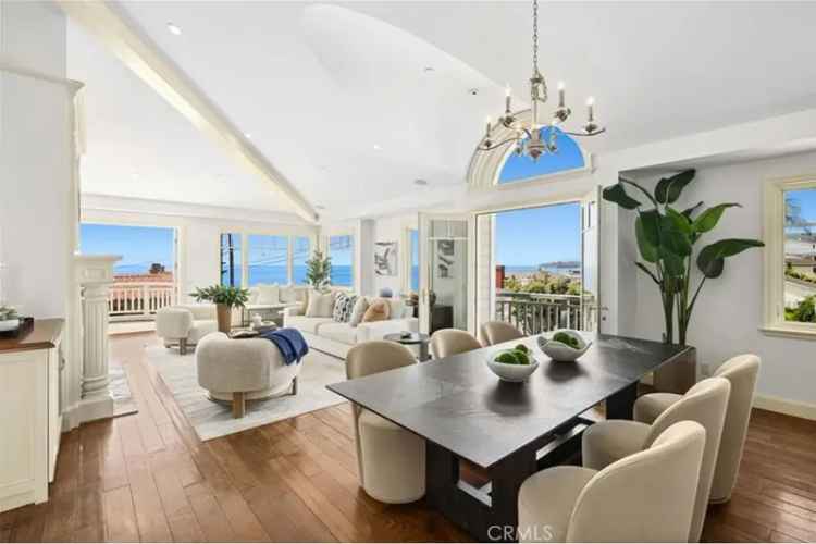 Single-family house For Sale in 111, Brooks Street, Laguna Beach, California