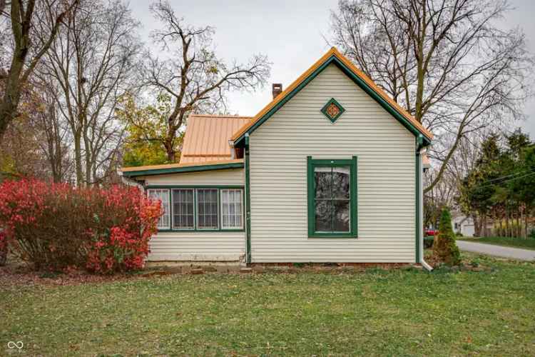 Single-family house For Sale in 1605, East Thompson Road, Indianapolis, Indiana