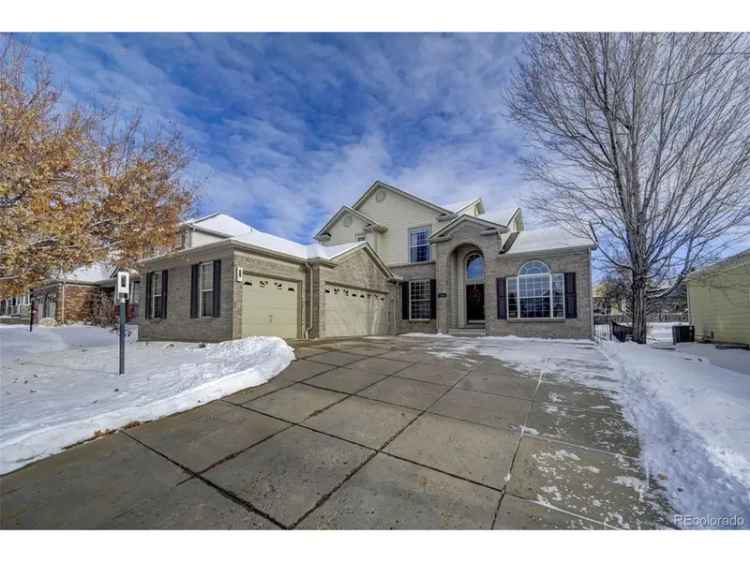 Single-family house For Sale in 1390, Peninsula Circle, Castle Rock, Colorado