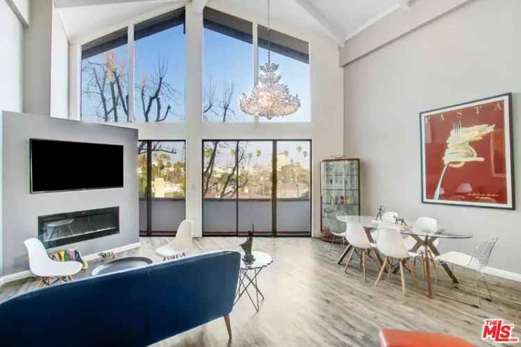 Condo For Sale in 831, Gretna Green Way, Los Angeles, California