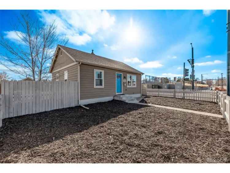 Single-family house For Sale in 4630, Clayton Street, Denver, Colorado