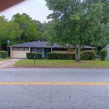 Single-family house For Sale in 1610, West Gordon Avenue, Albany, Georgia