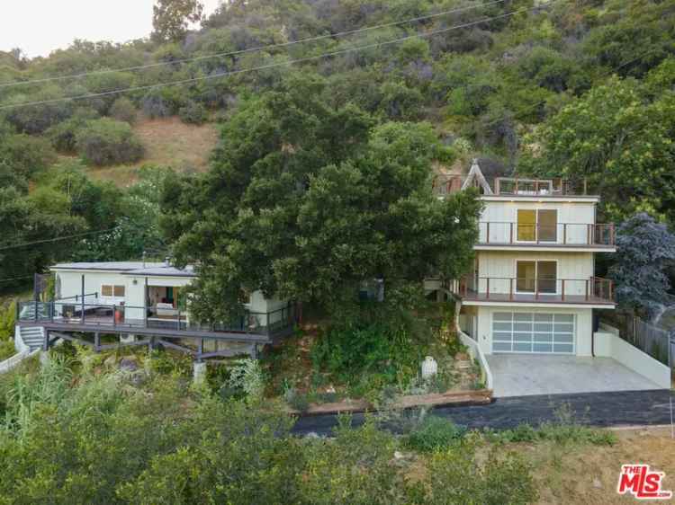 Single-family house For Sale in 563, Canon View Trail, Topanga, California