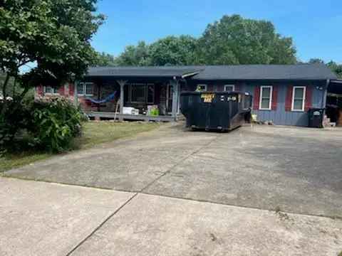 Single-family house For Sale in 745, Shiloh Road Northwest, Kennesaw, Georgia