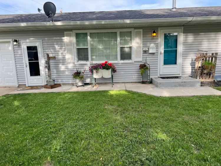 Single-family house For Sale in 603, 7th Avenue, Ottawa, Illinois