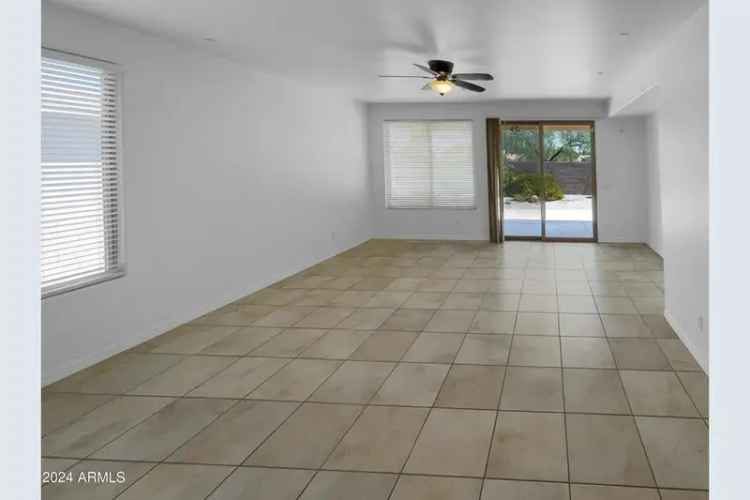 Single-family house For Sale in 142, West Latigo Circle, San Tan Valley, Arizona