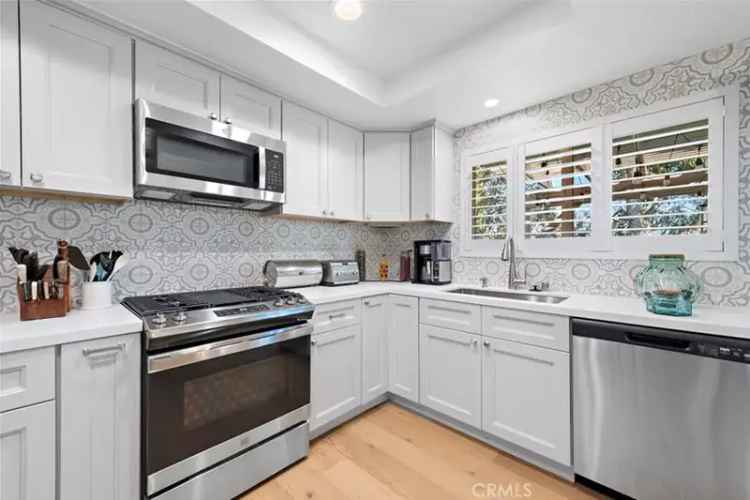 Single-family house For Sale in 28142, Via Bonalde, Mission Viejo, California