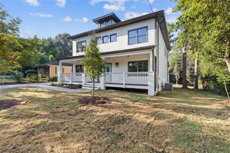 Single-family house For Sale in Avondale Estates, Georgia