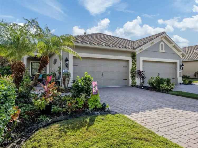 Single-family house For Sale in 1195, Collier Place, Venice Gardens, Florida