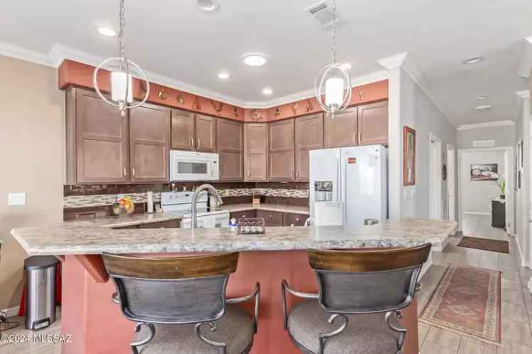 Single-family house For Sale in 6181, West Flying M Street, Arizona