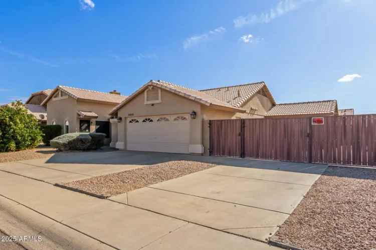 Single-family house For Sale in 8833, West Bloomfield Road, Peoria, Arizona