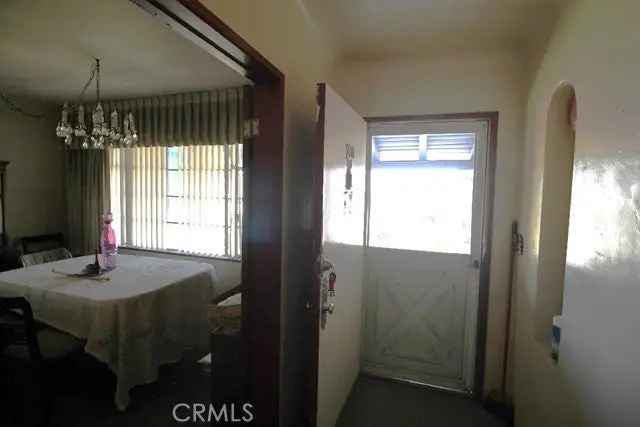 Single-family house For Sale in Barstow, California