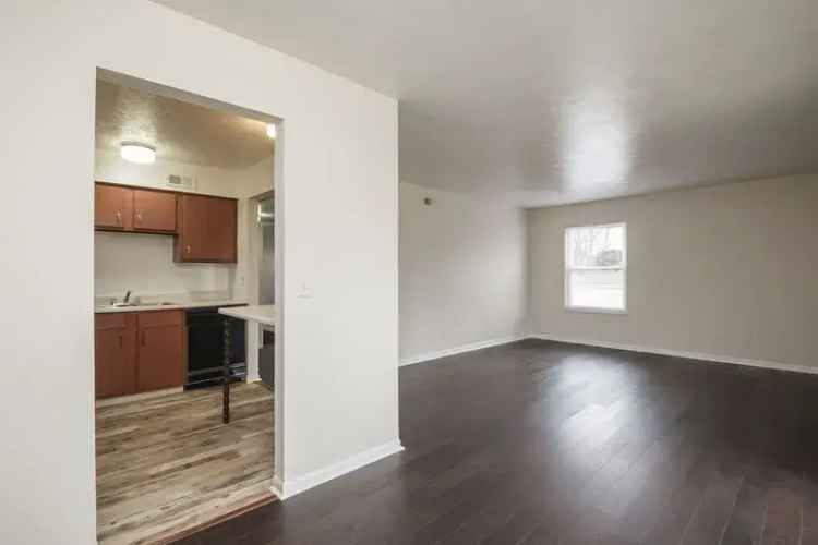 2-Bedroom Apartment for Rent - Month-to-Month Lease