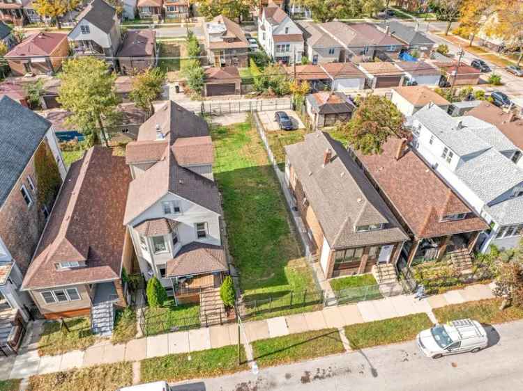 Land For Sale in 8016, South Brandon Avenue, Chicago, Illinois