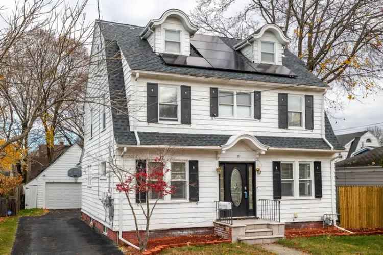 Single-family house For Sale in 19, Filbert Street, Hamden, Connecticut