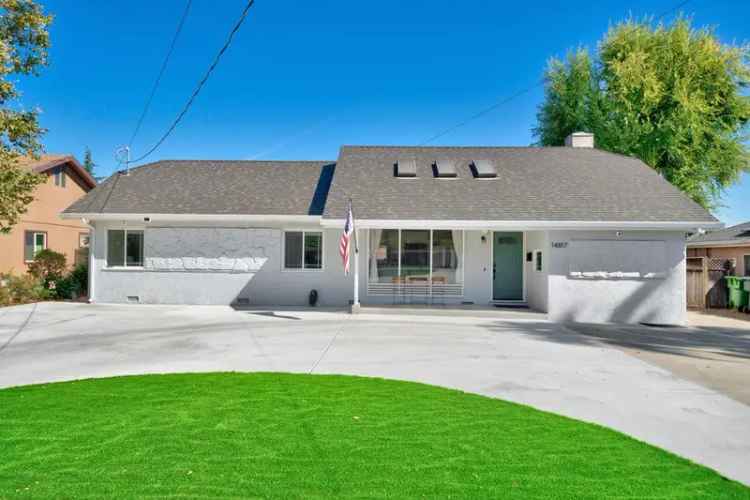 Single-family house For Sale in 14817, Ronda Drive, San Jose, California