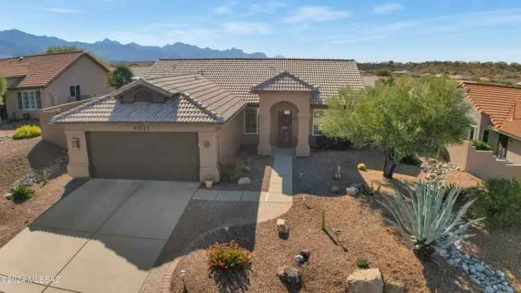 Single-family house For Sale in 65727, East Rocky Terrace Drive, Saddlebrooke, Arizona