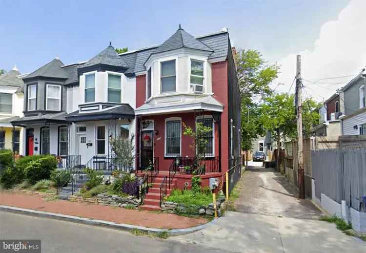 House For Sale in 309, U Street Northwest, Washington, District of Columbia