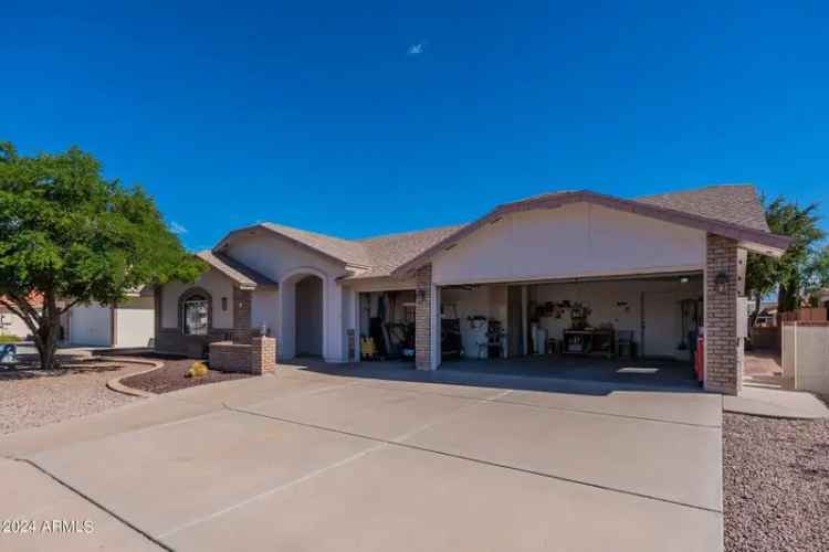 Single-family house For Sale in 8217, East Natal Avenue, Mesa, Arizona