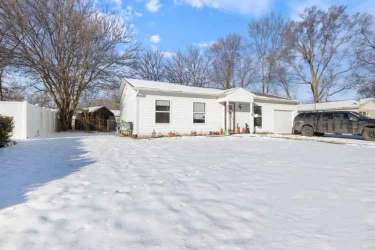 Single-family house For Sale in 1823, Sue Avenue, Warsaw, Indiana