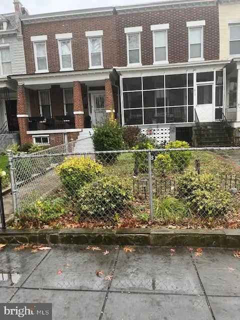 House For Sale in 613, K Street Northeast, Washington, District of Columbia