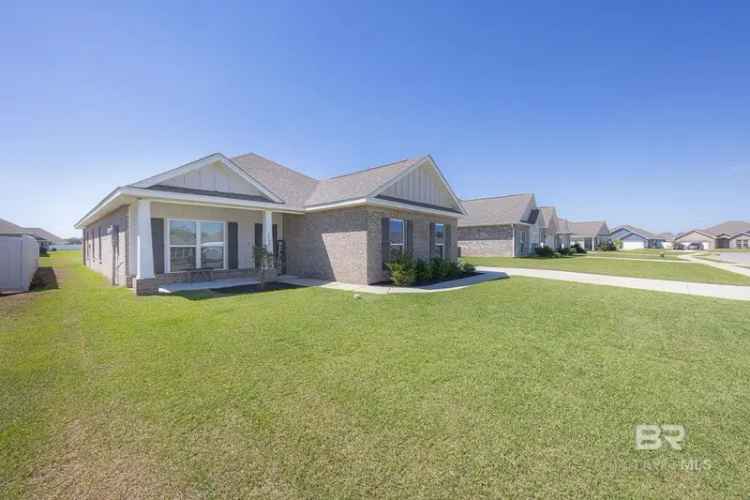 Single-family house For Sale in Daphne, Alabama