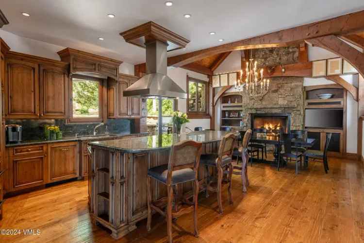 Single-family house For Sale in Vail, Colorado