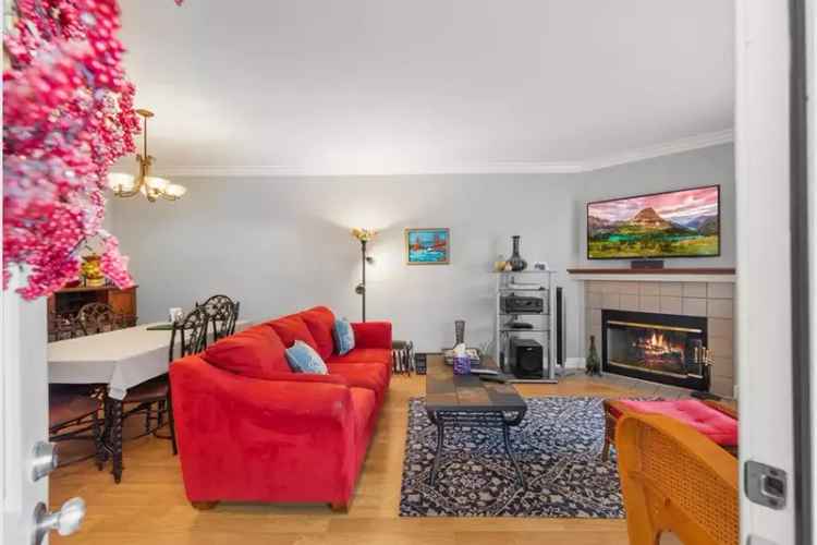 Condo For Sale in 160, Troon Way, Half Moon Bay, California