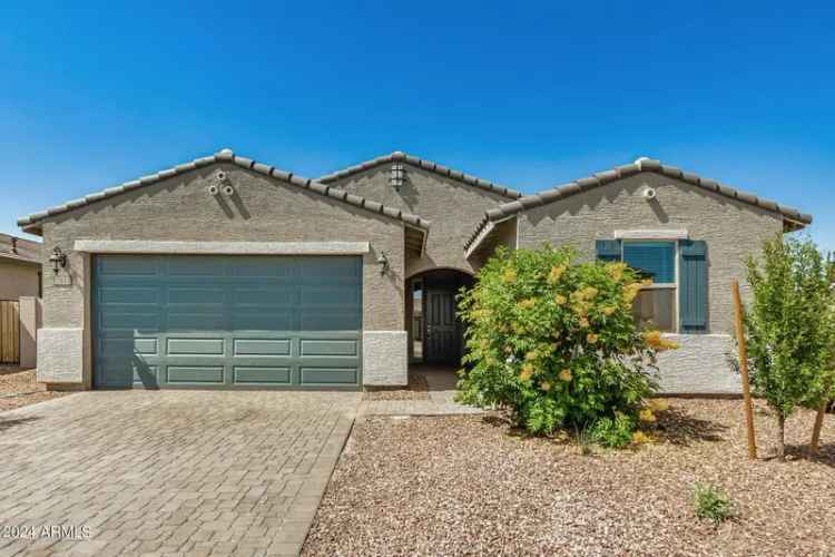 Single-family house For Sale in 17652, West Fetlock Trail, Surprise, Arizona