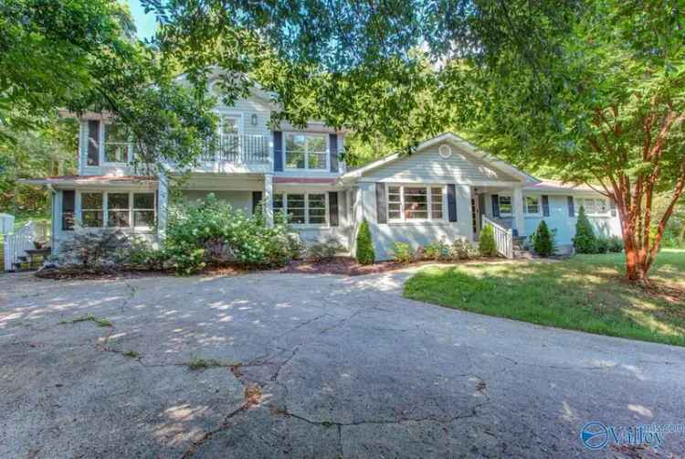 Single-family house For Sale in Huntsville, Alabama