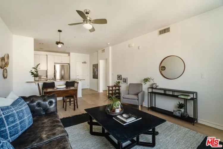 Condo For Sale in 629, Traction Avenue, Los Angeles, California