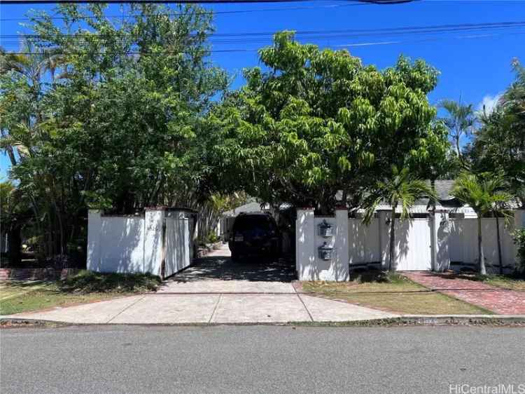 Single-family house For Sale in 4526, ʻAukai Avenue, Honolulu, Hawaii