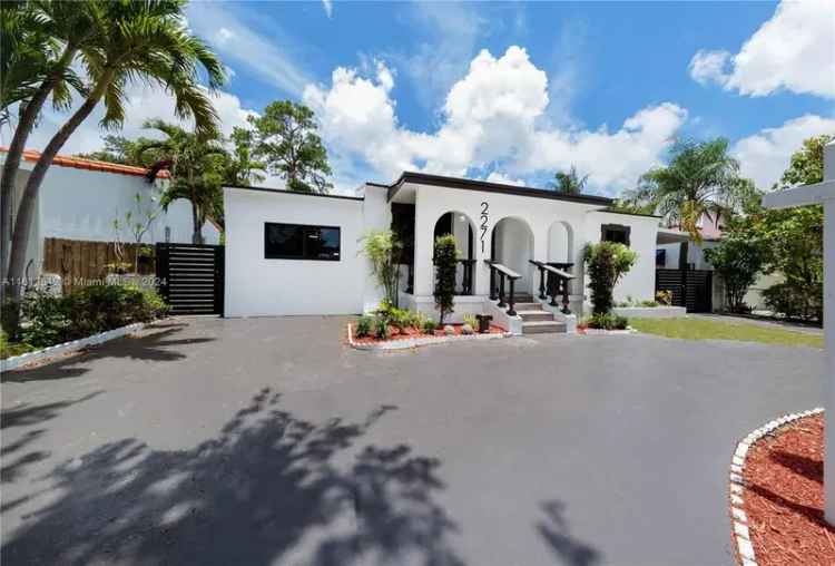 Single-family house For Sale in 2271, Southwest 19th Terrace, Miami, Florida