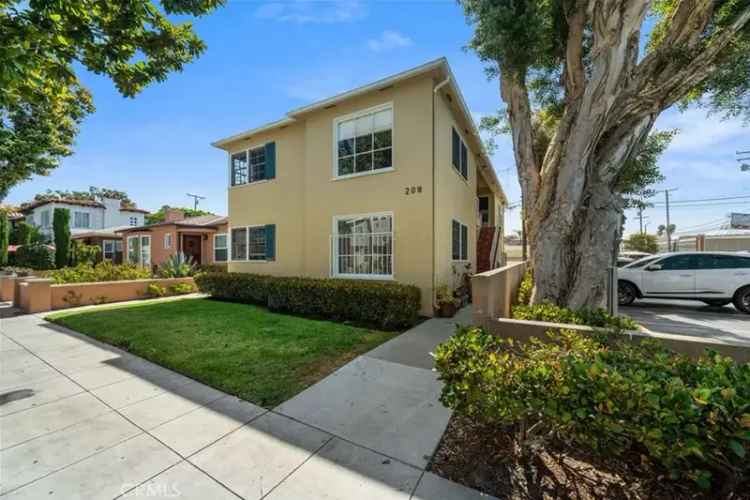 Multi-family house For Sale in 208, Park Avenue, Long Beach, California