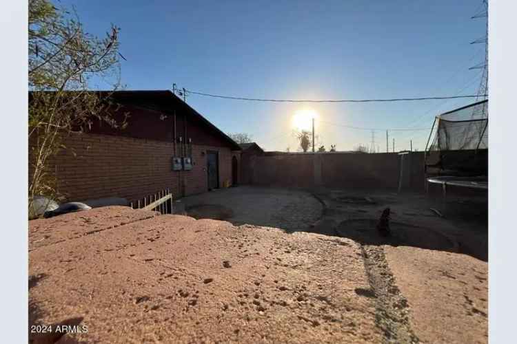 Duplex For Sale in 4006, West Hadley Street, Phoenix, Arizona