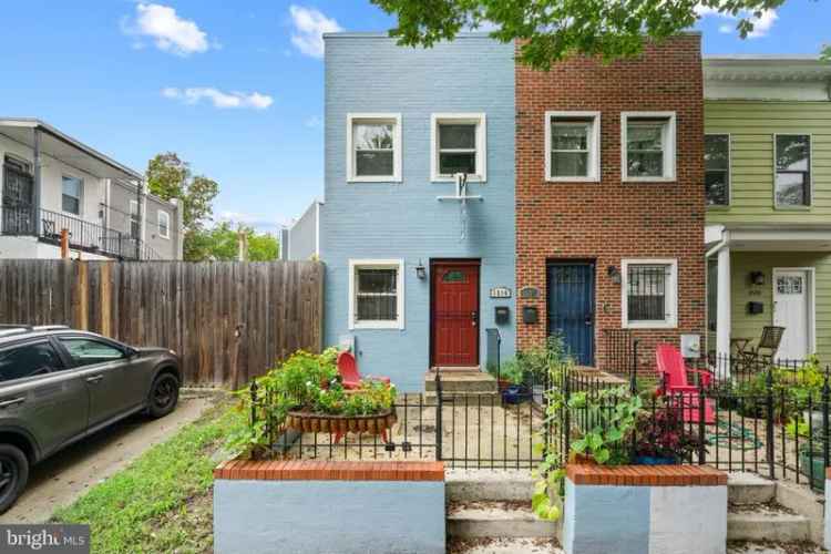 House For Sale in 1514, Constitution Avenue Northeast, Washington, District of Columbia