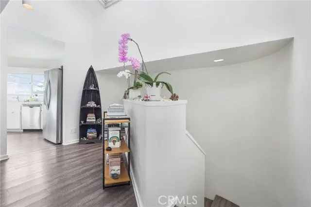 Multi-family house For Sale in 253, Fairview Street, Laguna Beach, California