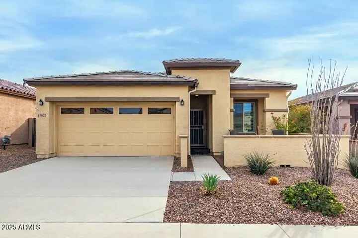 Single-family house For Sale in 17937, West Cedarwood Lane, Goodyear, Arizona