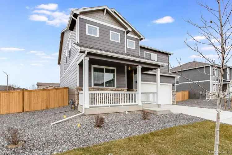 Single-family house For Sale in Greeley, Colorado